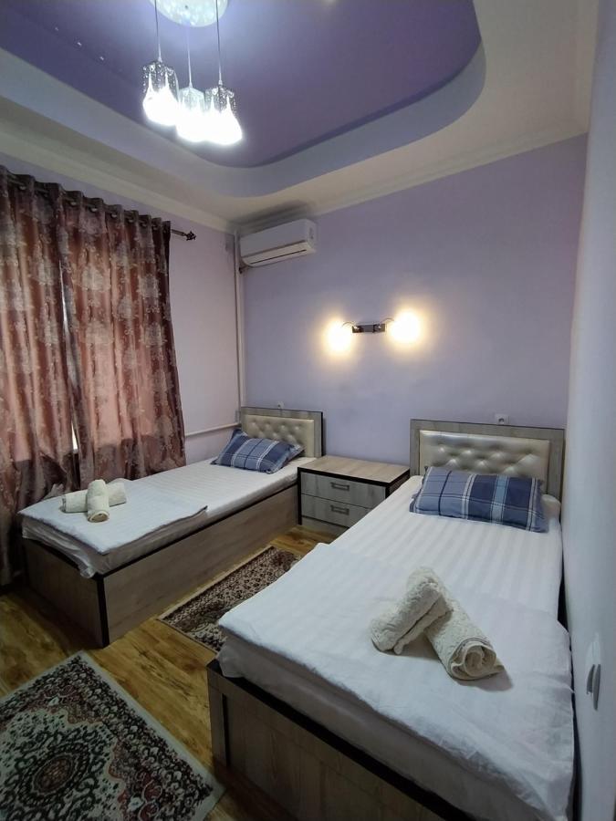 Готель "Orom" Guests House Ташкент Екстер'єр фото