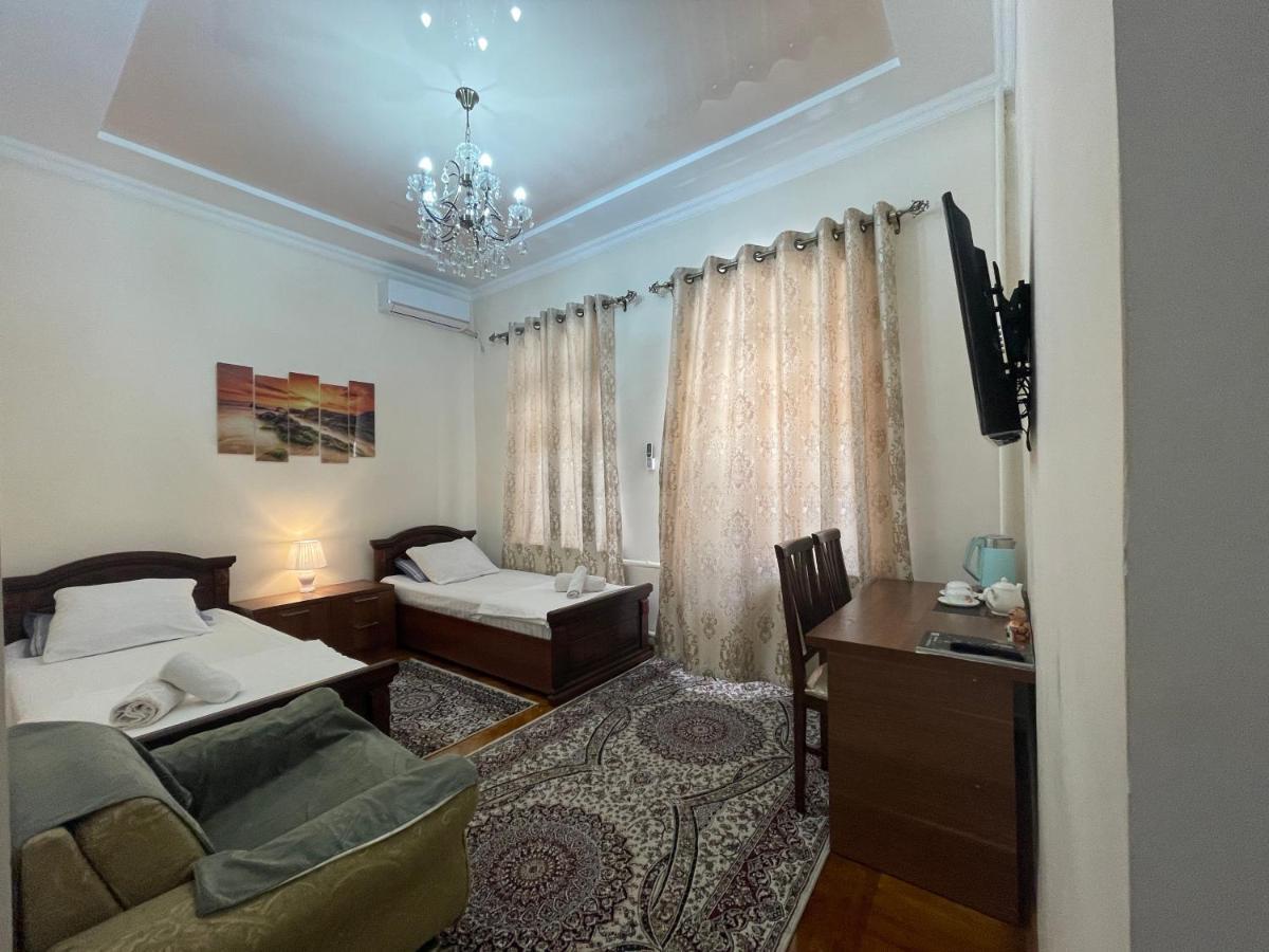 Готель "Orom" Guests House Ташкент Екстер'єр фото